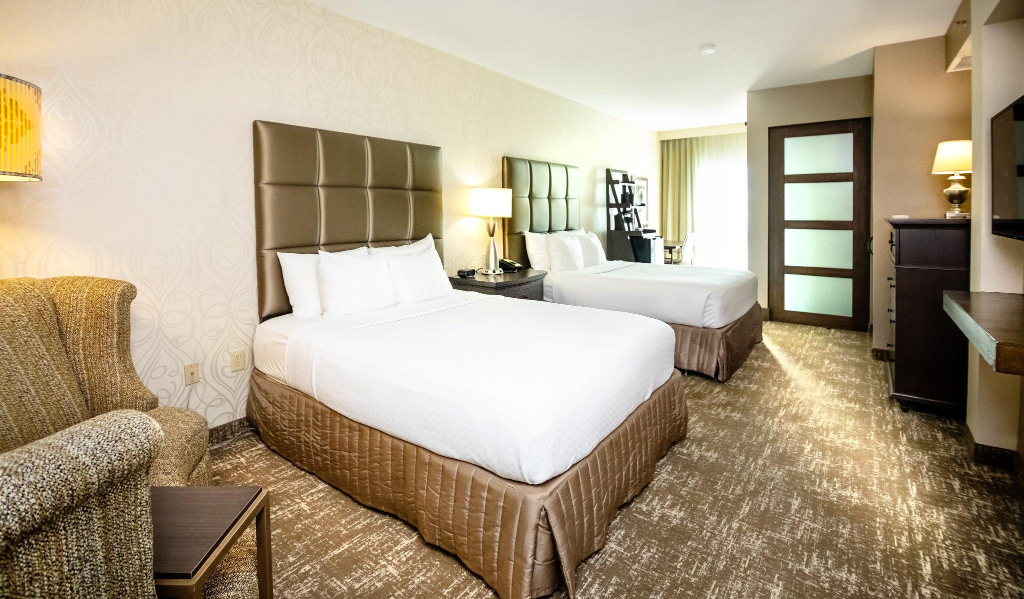 Crowne Plaza Charleston By Ihg Hotel North Charleston Exterior photo