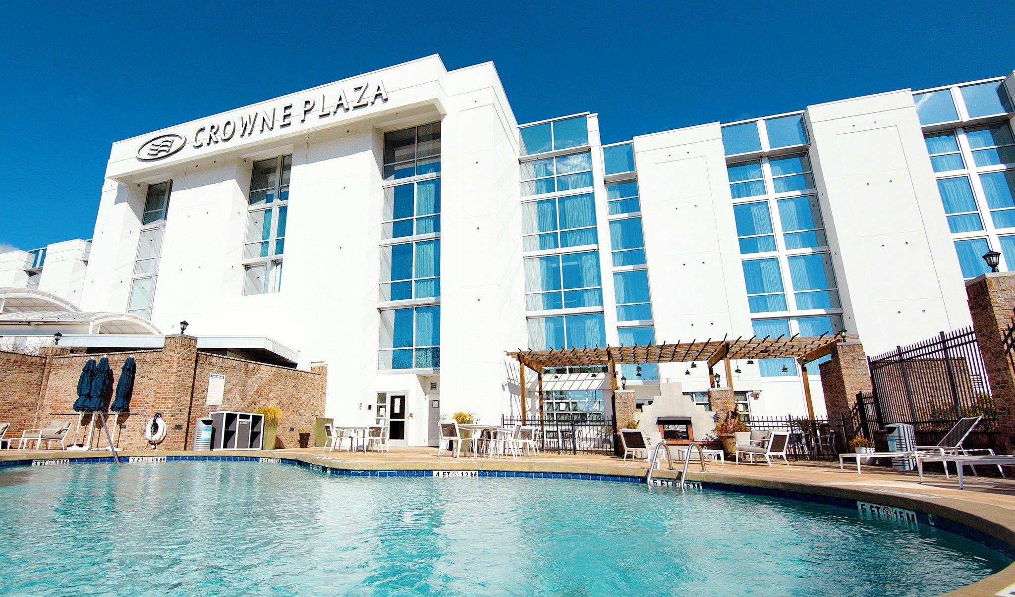 Crowne Plaza Charleston By Ihg Hotel North Charleston Exterior photo