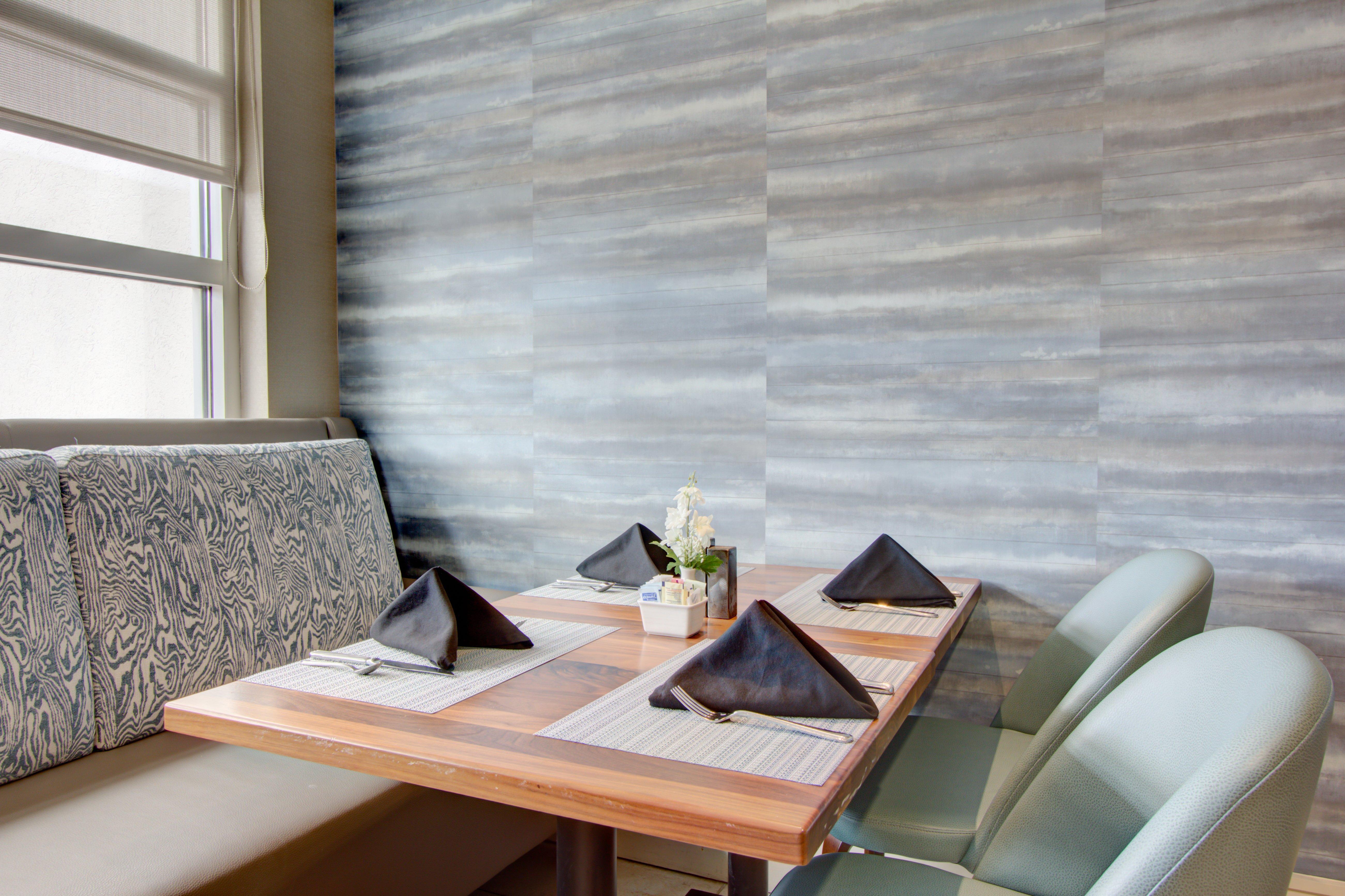 Crowne Plaza Charleston By Ihg Hotel North Charleston Exterior photo