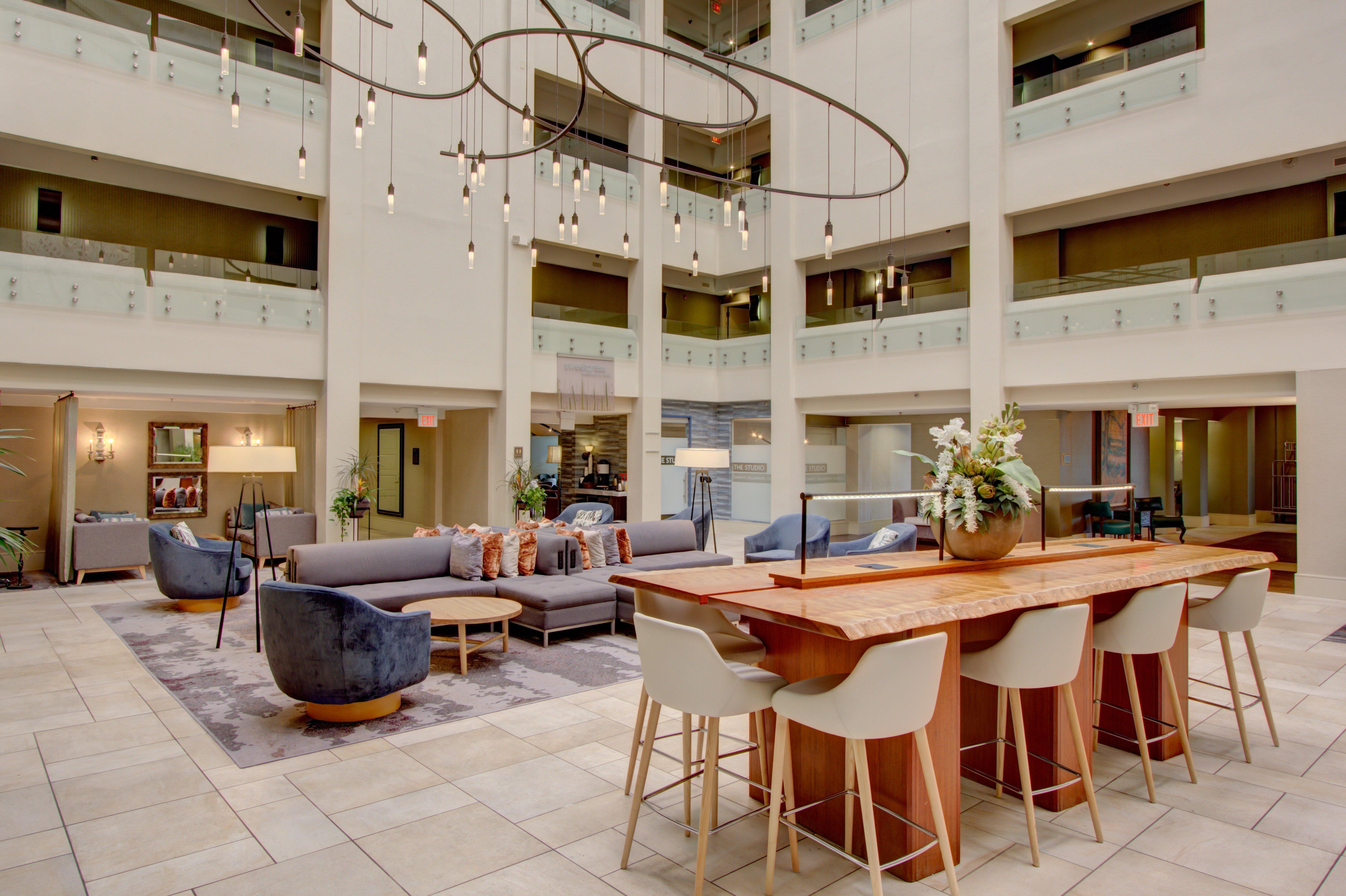 Crowne Plaza Charleston By Ihg Hotel North Charleston Exterior photo